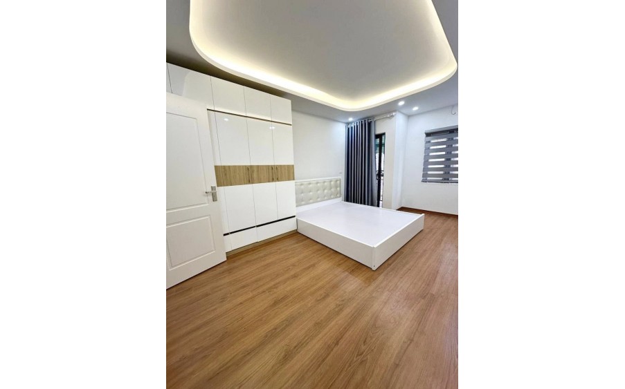 Hữu QuânHữu Quân ********* Bấm để hiện số BÁN NHÀ DƯƠNG QUẢNG HÀM SẴN Ở 9TỶ6 MT3.3m NGÕ THẲNG TẮP GẦN MẶT ĐƯỜNG LỚN